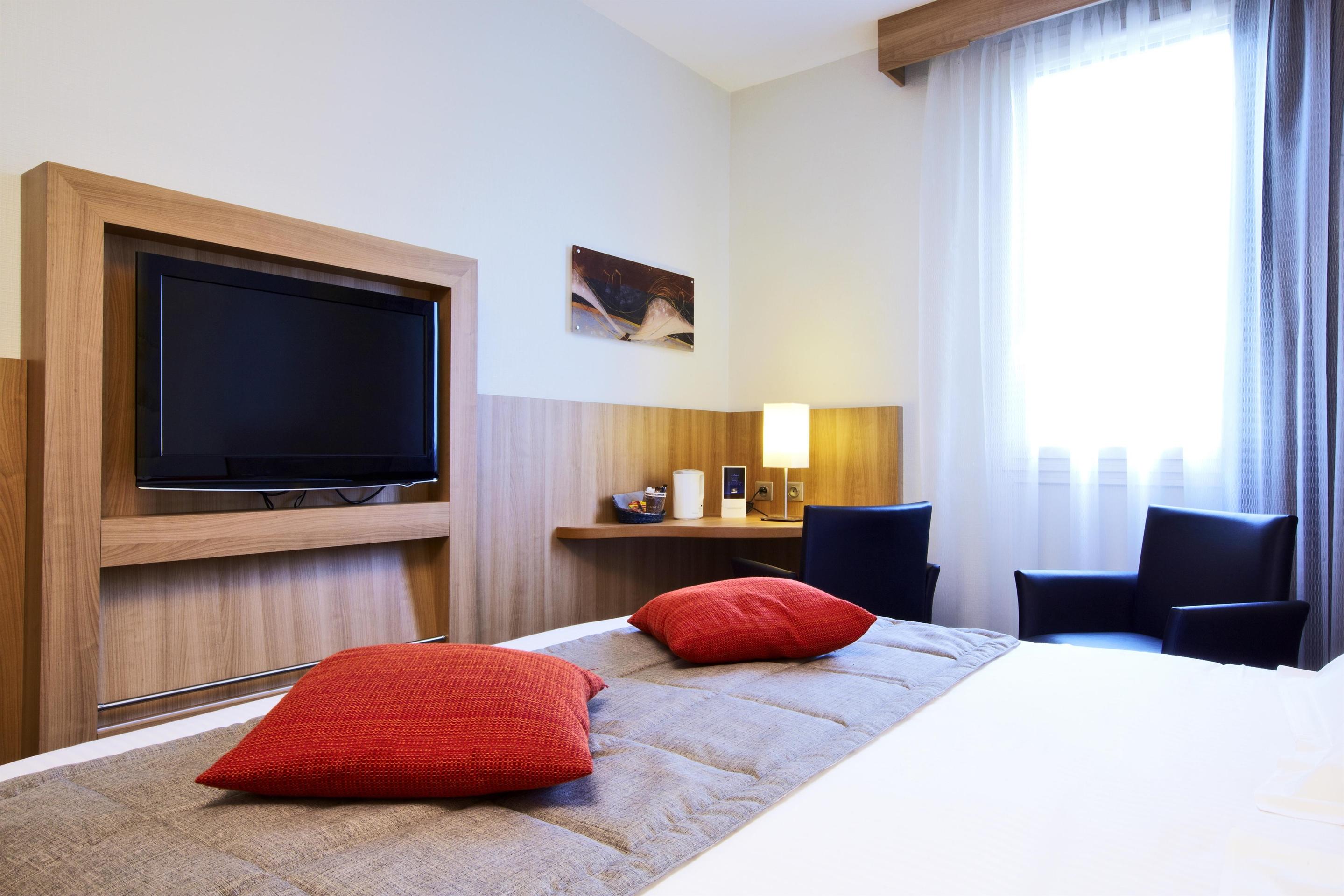 Kyriad Hotel Tours Centre Kültér fotó