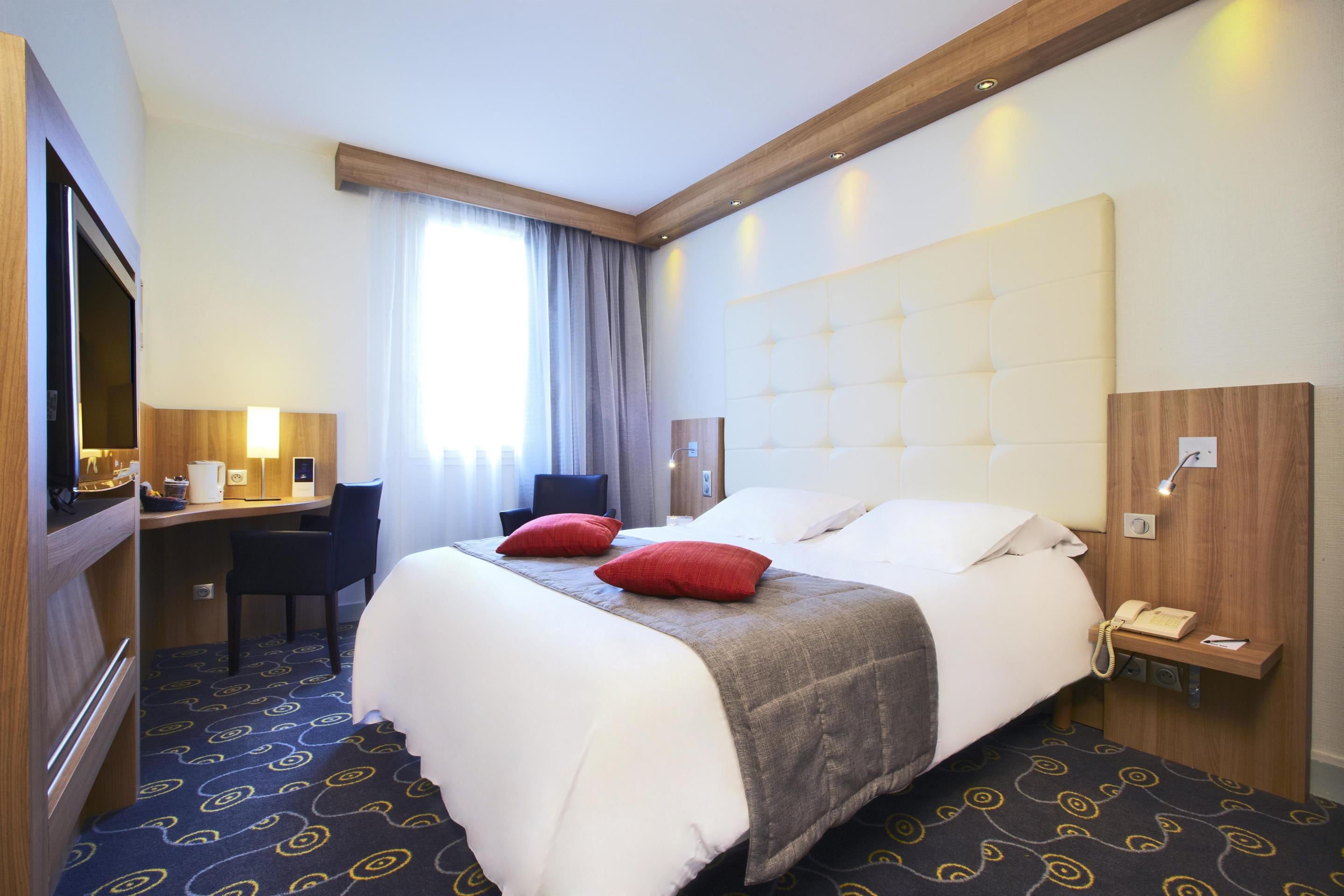 Kyriad Hotel Tours Centre Kültér fotó