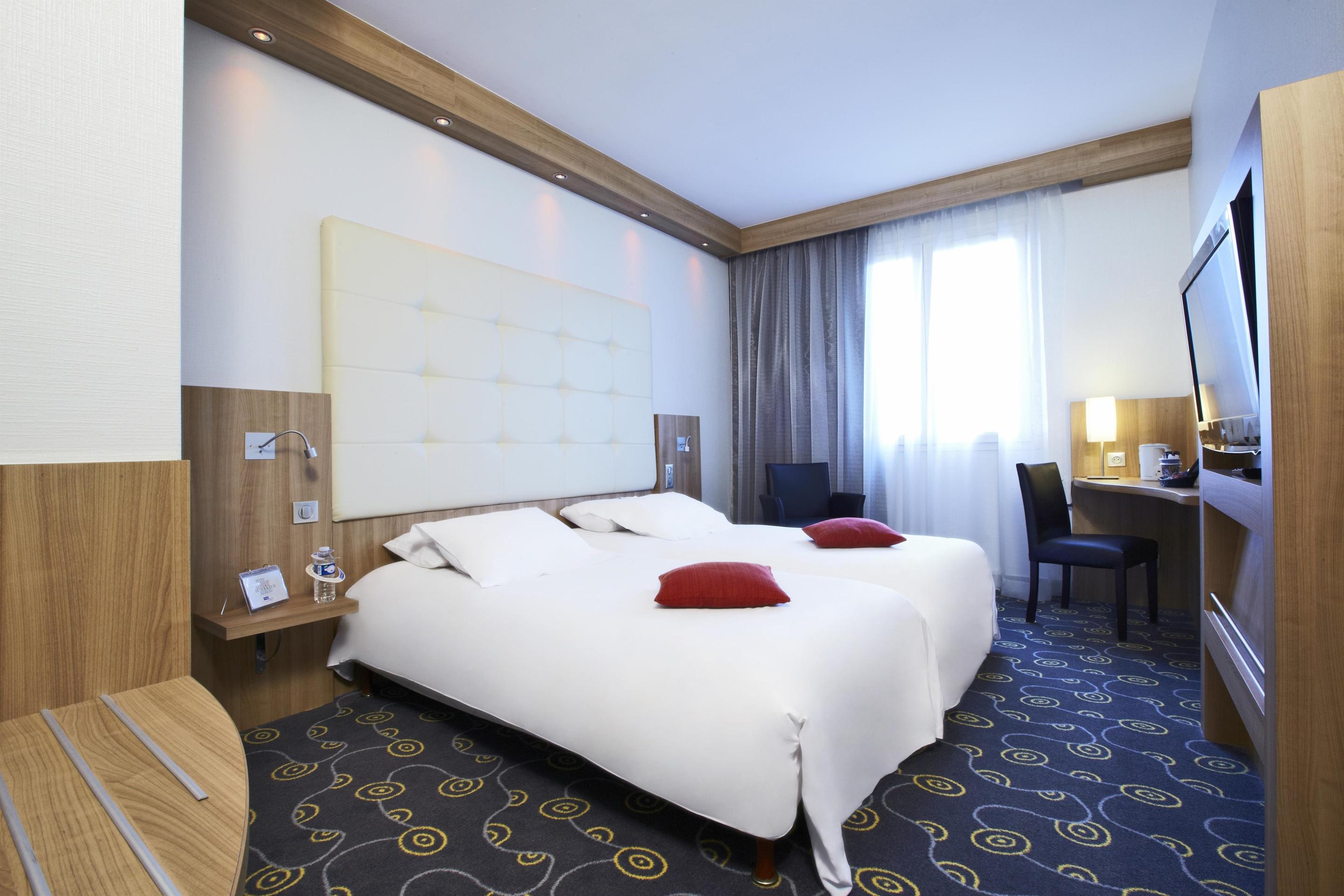 Kyriad Hotel Tours Centre Kültér fotó
