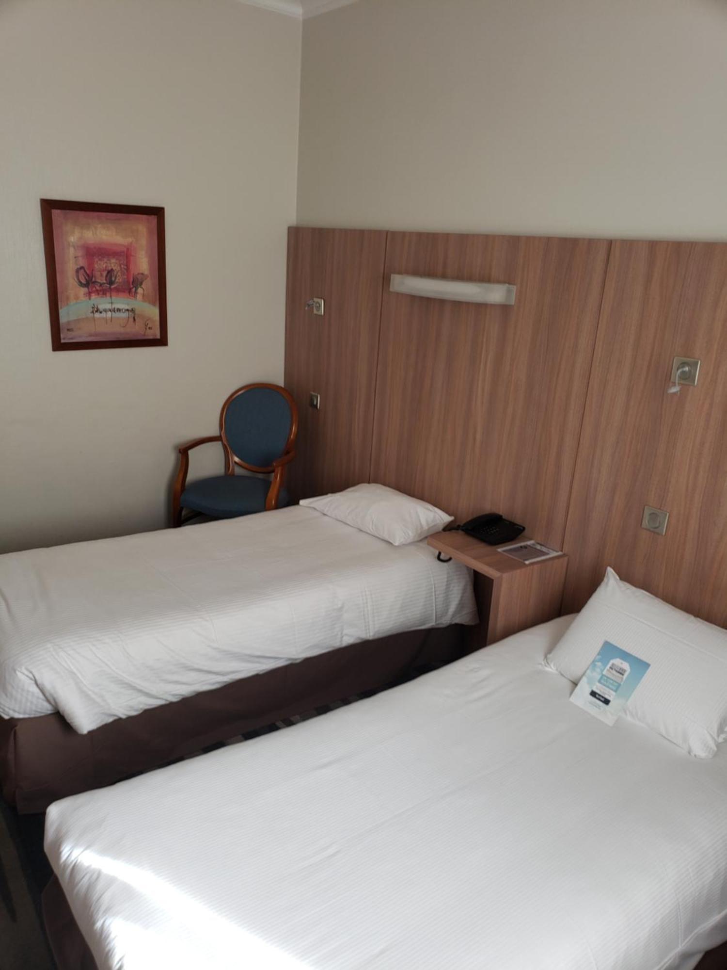 Kyriad Hotel Tours Centre Kültér fotó